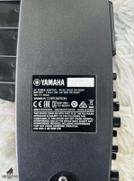 Yamaha Silent SLG-200 NW _ New 99%
