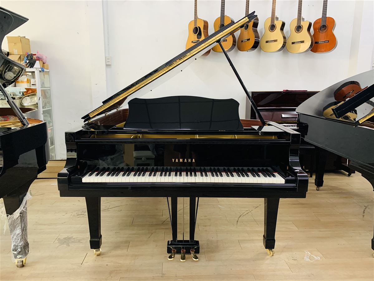 Đàn Grand Piano Yamaha C7B