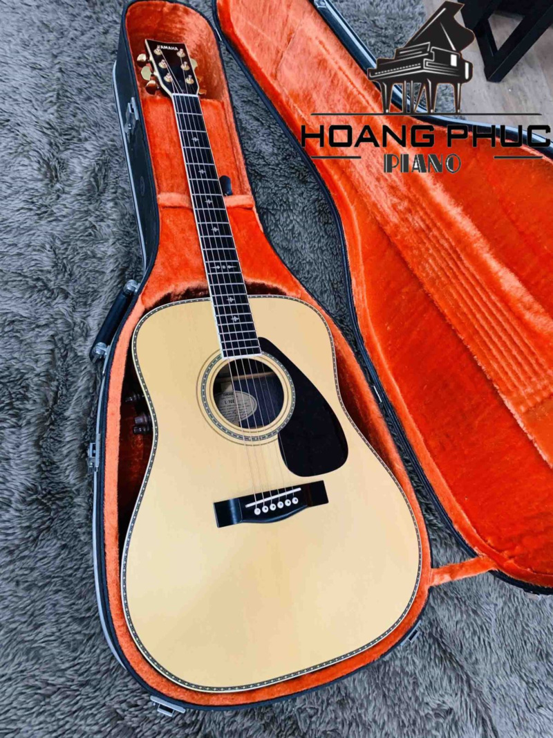 Guitar Yamaha L10E