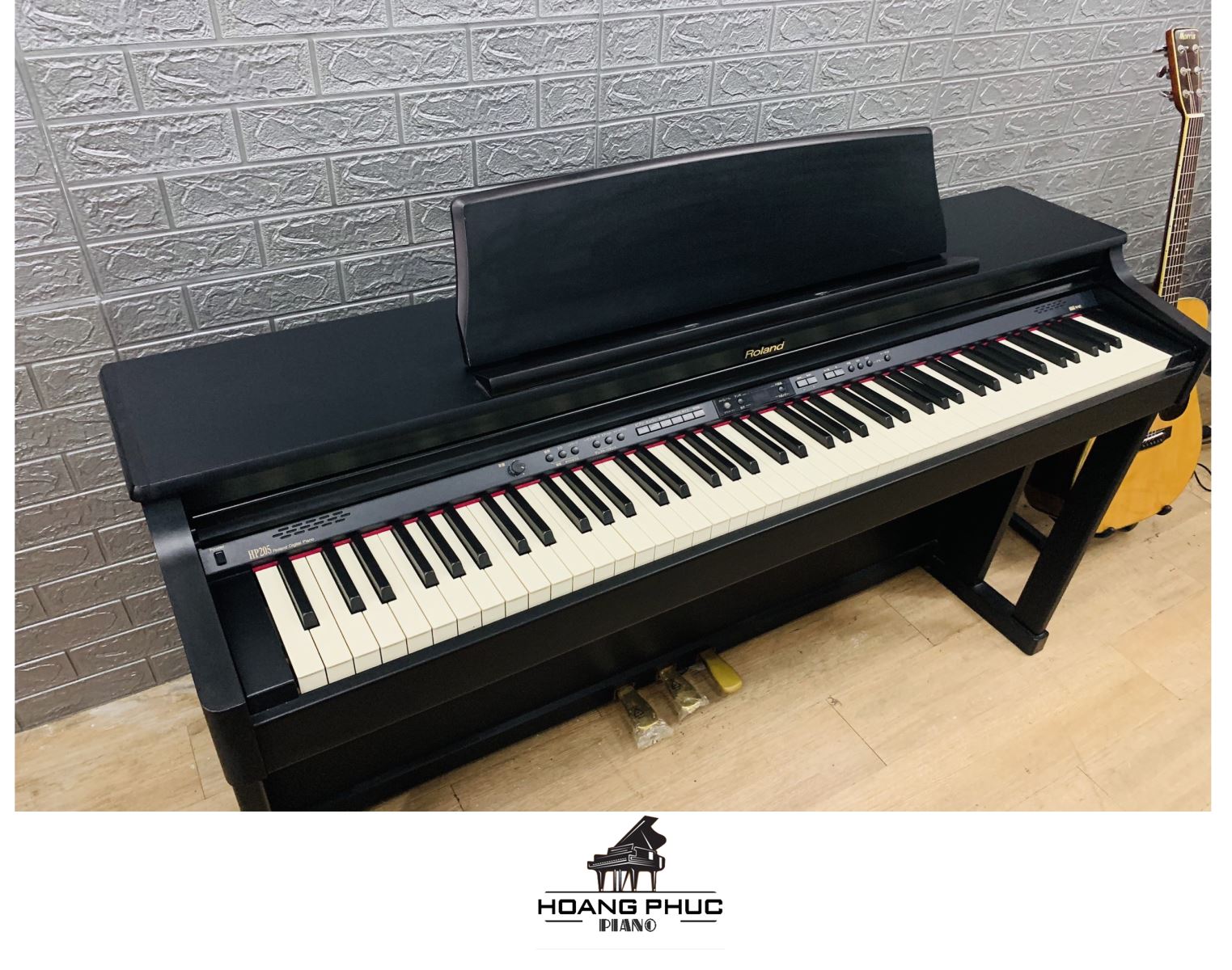 PIANO ROLAND HP-205B